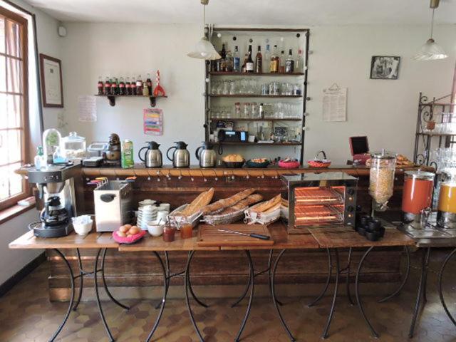 L Auberge Du Lion D Or Nanteuil-sur-Marne エクステリア 写真