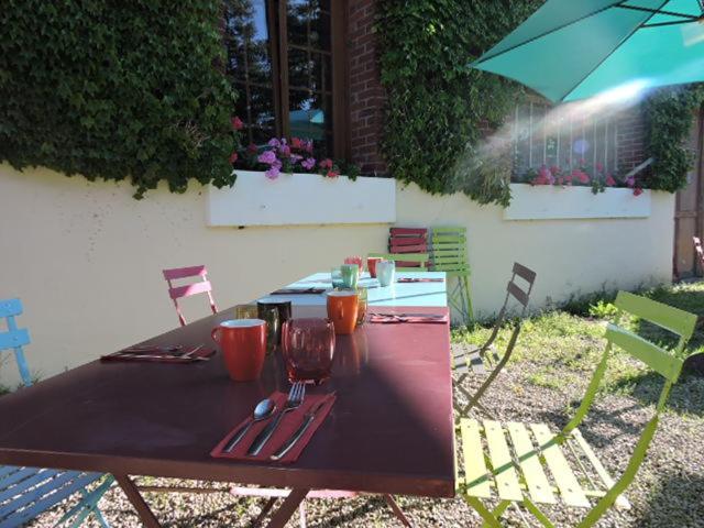 L Auberge Du Lion D Or Nanteuil-sur-Marne エクステリア 写真