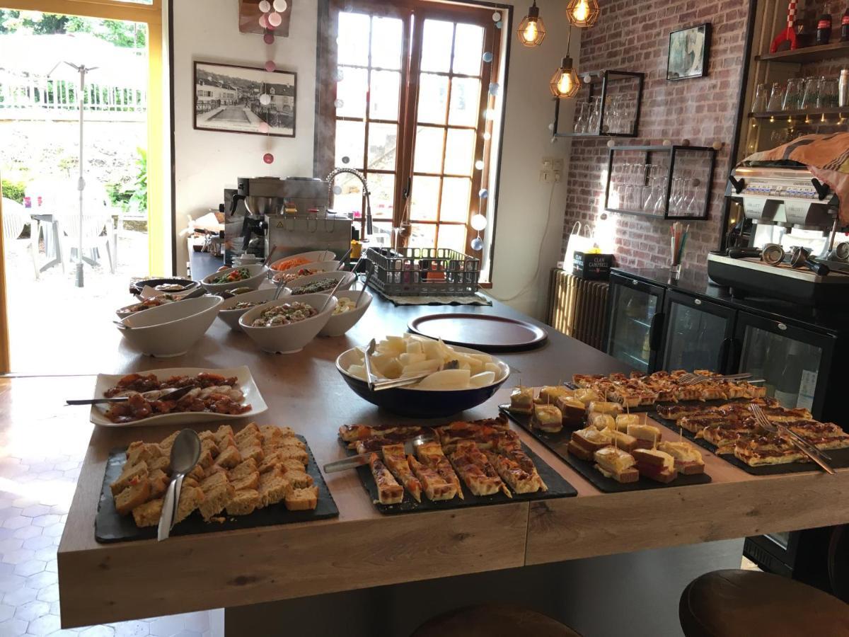 L Auberge Du Lion D Or Nanteuil-sur-Marne エクステリア 写真