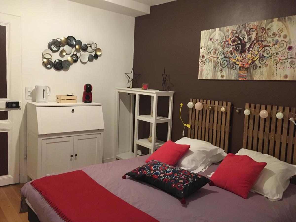L Auberge Du Lion D Or Nanteuil-sur-Marne エクステリア 写真