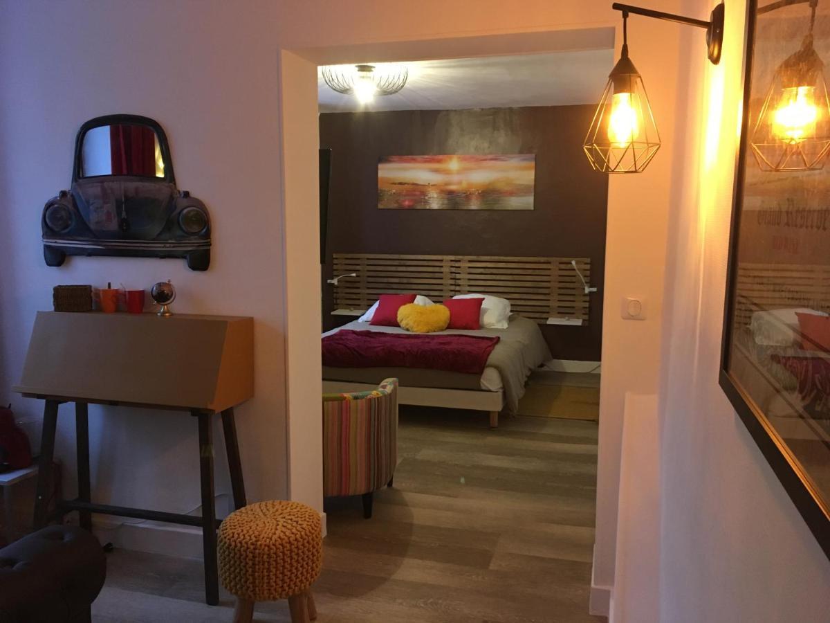 L Auberge Du Lion D Or Nanteuil-sur-Marne エクステリア 写真
